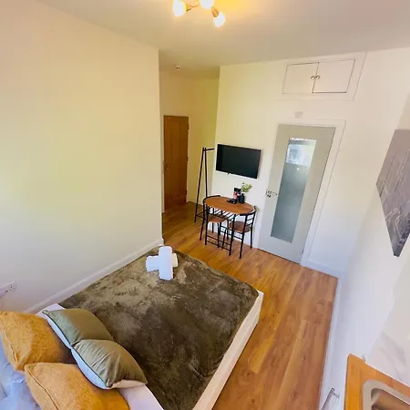 Zee Homes W6